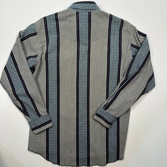Vintage 1980’s Wrangler Cowboy Cut Regular Fit Western Button Front Shirt - Picture 7 of 7